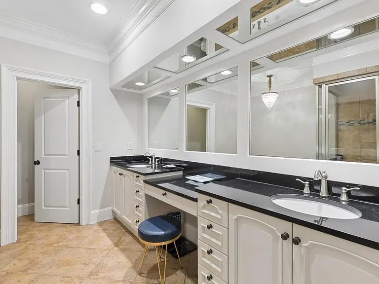 3585 Roxboro Rd NE #6 — Photo 31