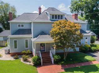 416 2nd St, West Point, VA 23181