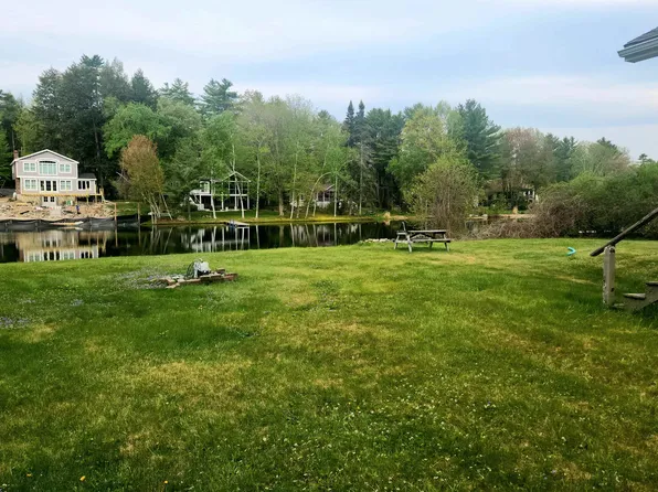 73 Hanson Drive, Moultonborough, NH 03254