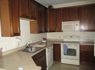 405 Degas Ct #405, Williamstown, NJ 08094