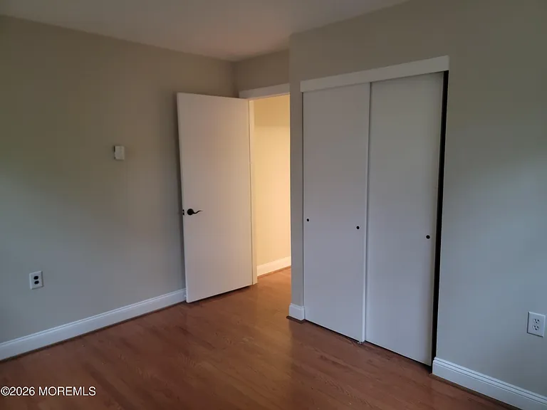 16 Chelsea Dr — Photo 41