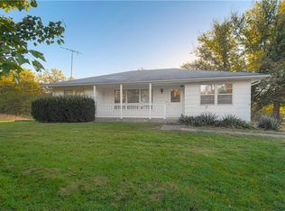 21325 Dye Store Rd, Weston, MO 64098