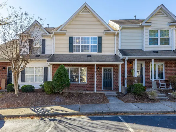 37 Tannenbaum Cir, Greensboro, NC 27410