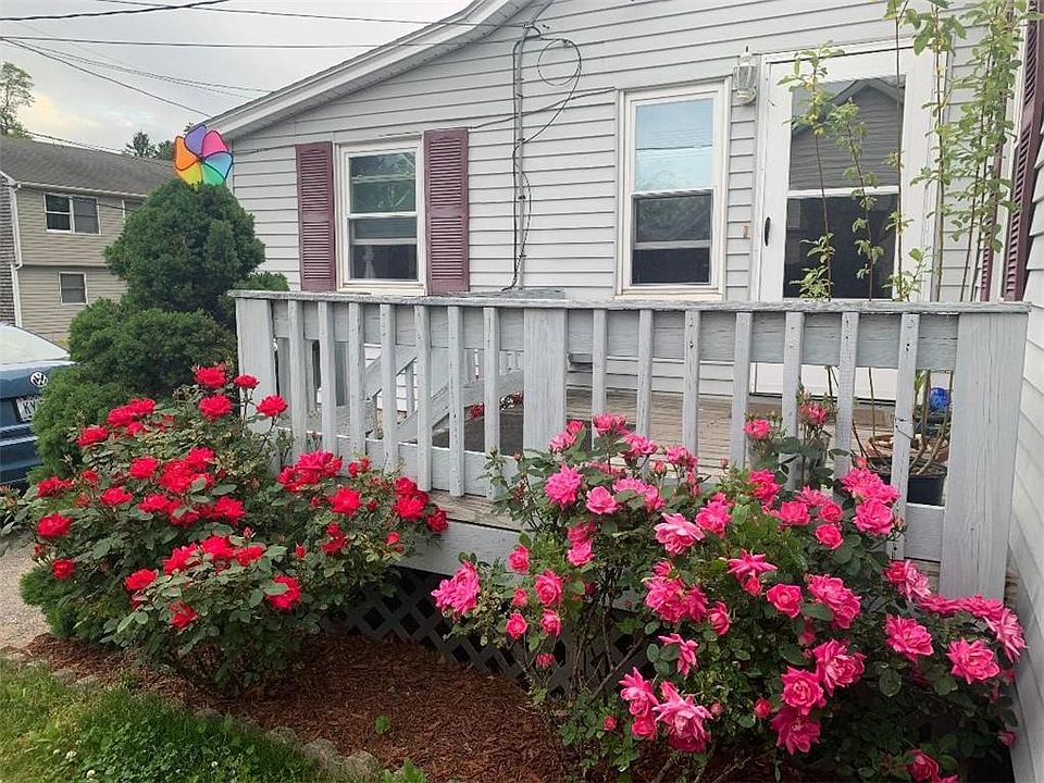 109 Kenway Ave, Warwick, RI 02889 Zillow