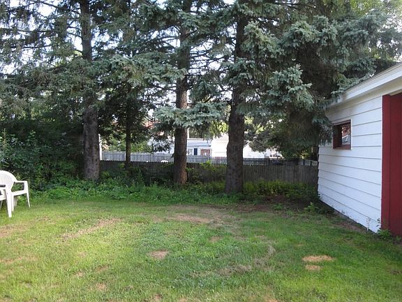 2nd image of 306 PROSPECT ST W W