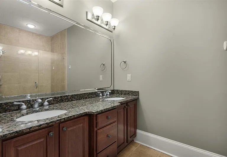 395 Laurent St NW #5 — Photo 29
