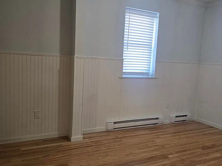 118 W Main St — Photo 12