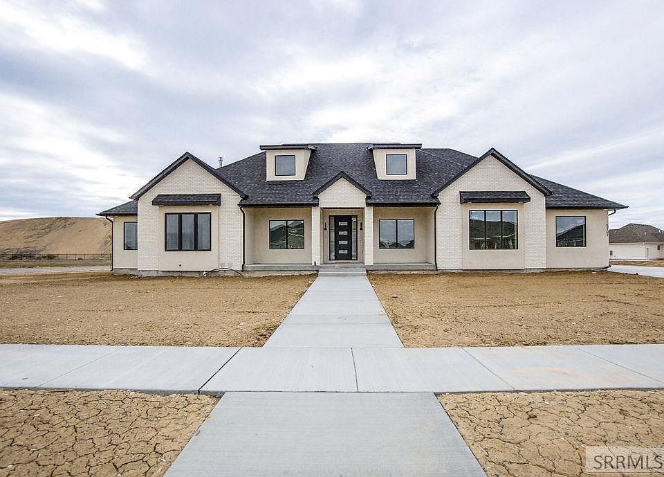 1st image of 5707 Long Cove Dr