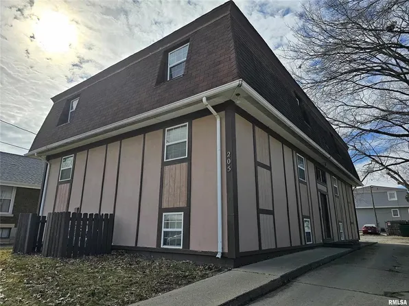 205 S Parker Ave, Springfield, IL 62704