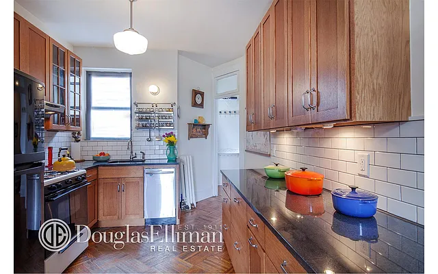 Sold by Douglas Elliman | media 5