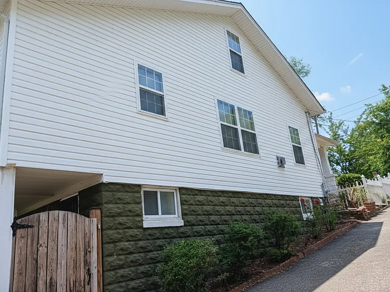2603 Hamlin St NE — Photo 25
