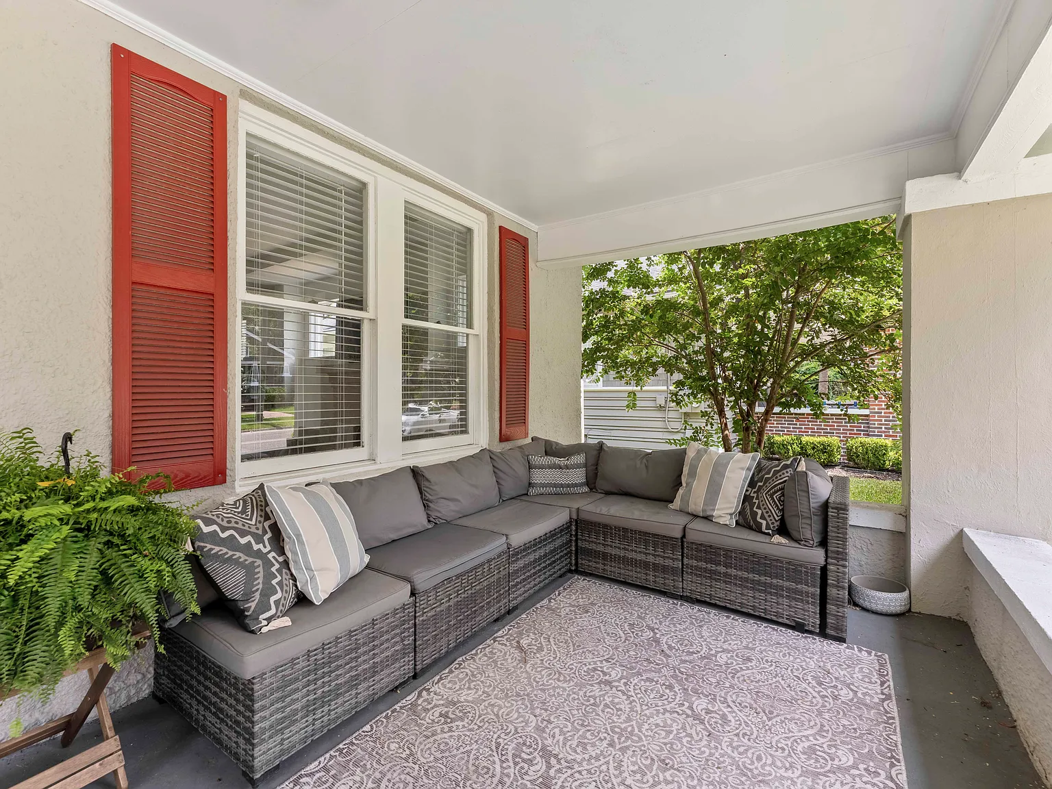 3 bed, 2110 sqft, $3,200 — Photo 4