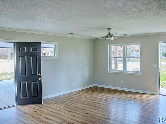 4th image of 113 Audrea St