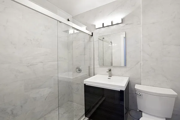 Rented by Zumper Inc | media 18