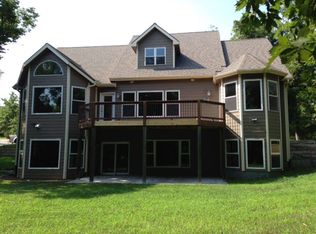 13482 Turkey Trl, Wamego, KS 66547