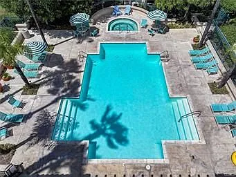 2 bed, 2.0 bath, 814 sqft, $2,900 — Photo 4