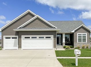 4127 Shocker Rd, Cedar Falls, IA 50613