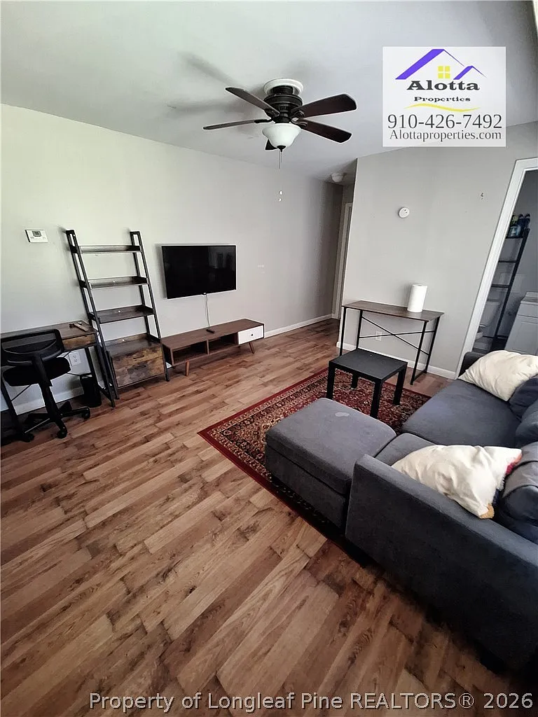 1 bed, 1.0 bath, 576 sqft, $960 — Photo 4