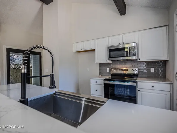 1212 Sweetwater Dr, Lake Ozark, MO 65049