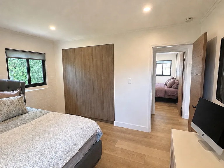 22262 Buena Ventura St — Photo 15