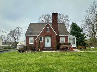 976 Vienna Ave, Niles, OH 44446