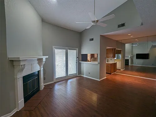 3840 Far West Blvd #321 Photo 1