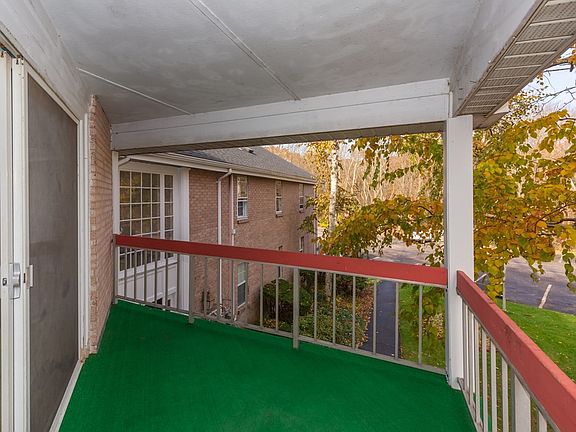 4th image of 20 Brian Dr APT E