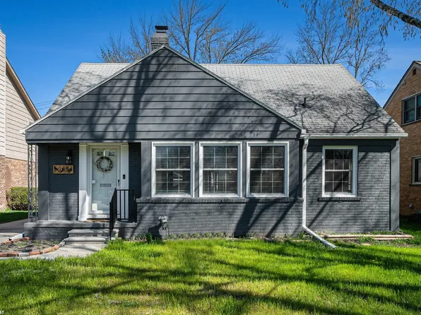 10854 Lincoln Dr, Huntington Woods, MI 48070