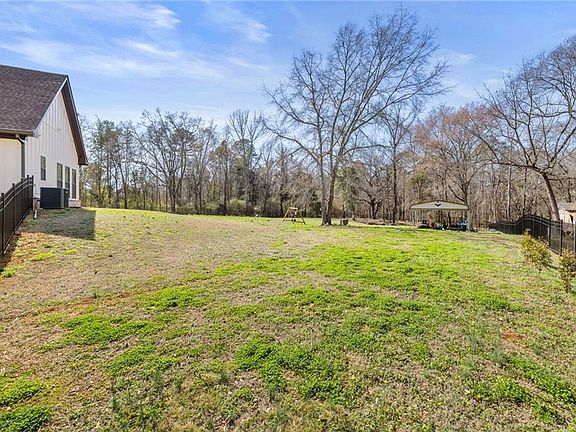 5th image of 233 Hunter Rd #X