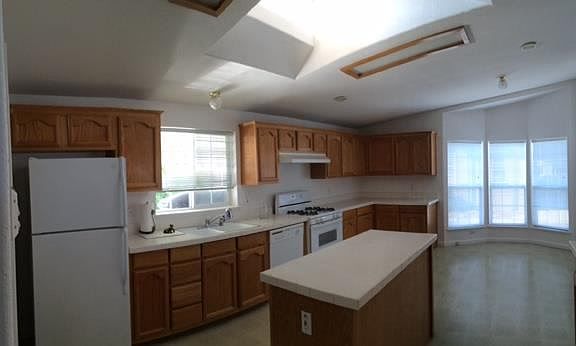 3rd image of 125 N Mary Ave Spc 83