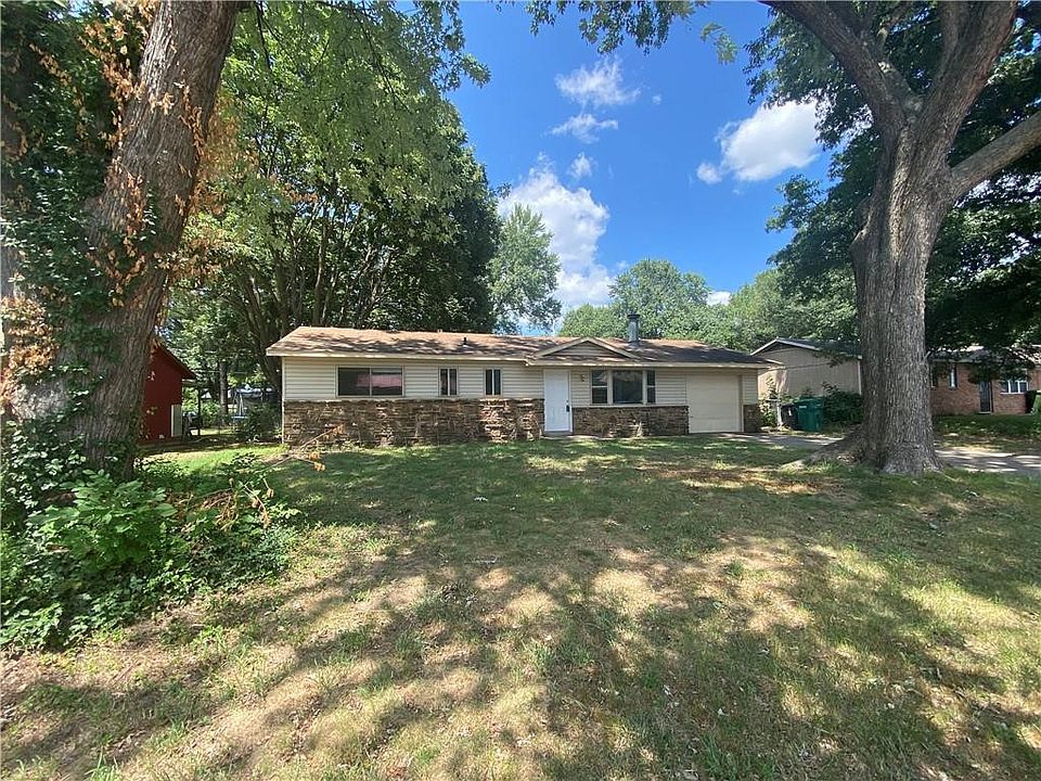 1st image of 1309 W Margaret Pl