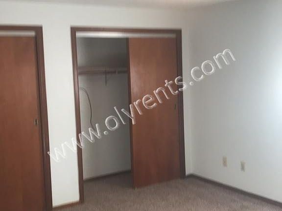 5th image of 1427 Kimtah Ct NE #A