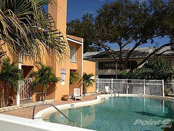 3rd image of 654 100th Ave N APT 201