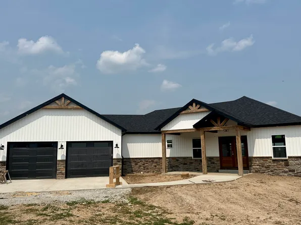 1680 Pointer Road, Mountain Grove, MO 65711