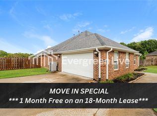580 McKissic Spring Rd, Centerton, AR 72719