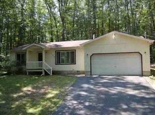 108 Elk Ct, Roscommon, MI 48653