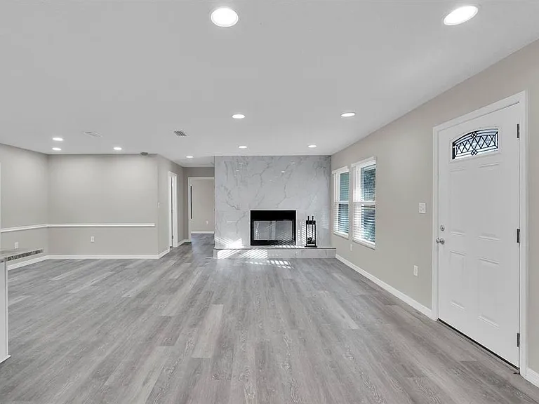 855 S Holmes Blvd — Photo 4