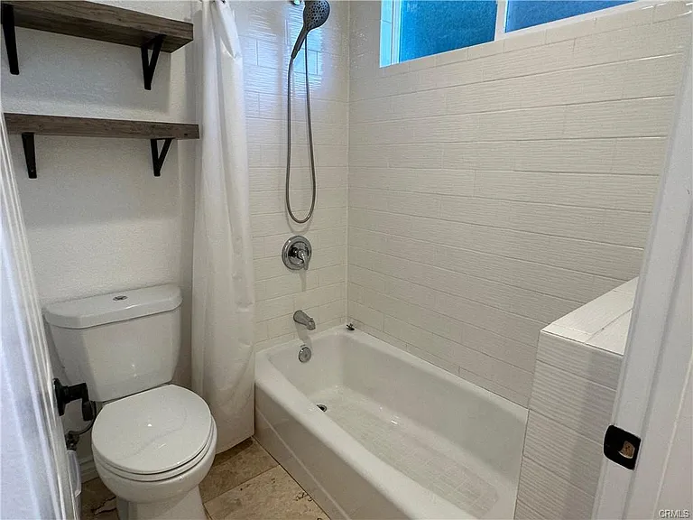 22867 Cove View St #C — Photo 20