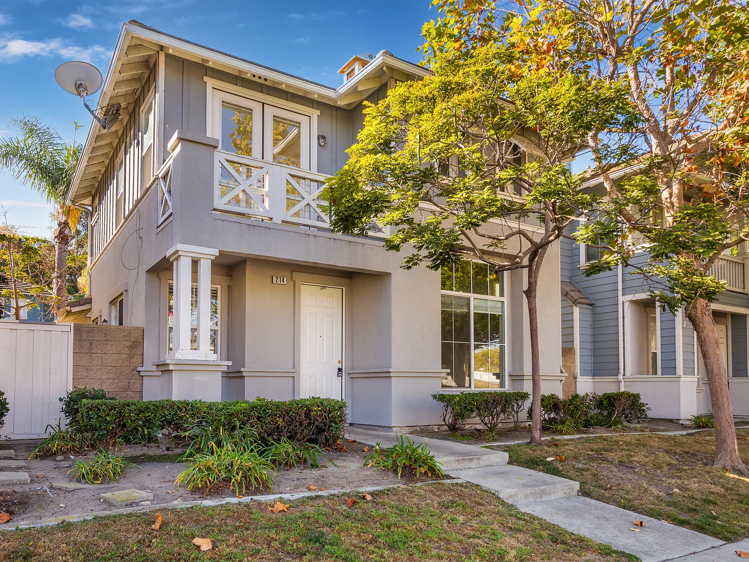 3 bed, 1429 sqft, $3,900 — Photo 3