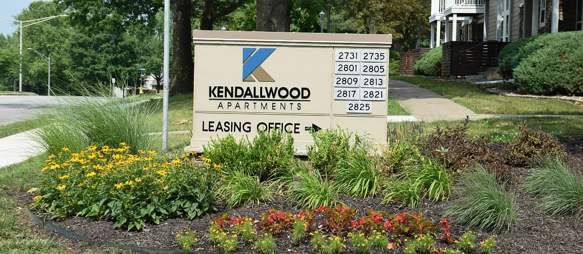Kendallwood Apartments — Photo 1