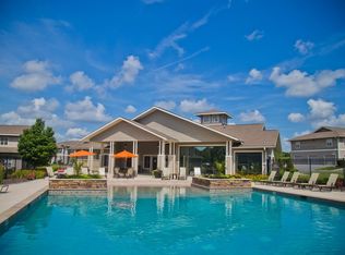 The Manor Homes of Eagle Glen, Raymore, MO 64083