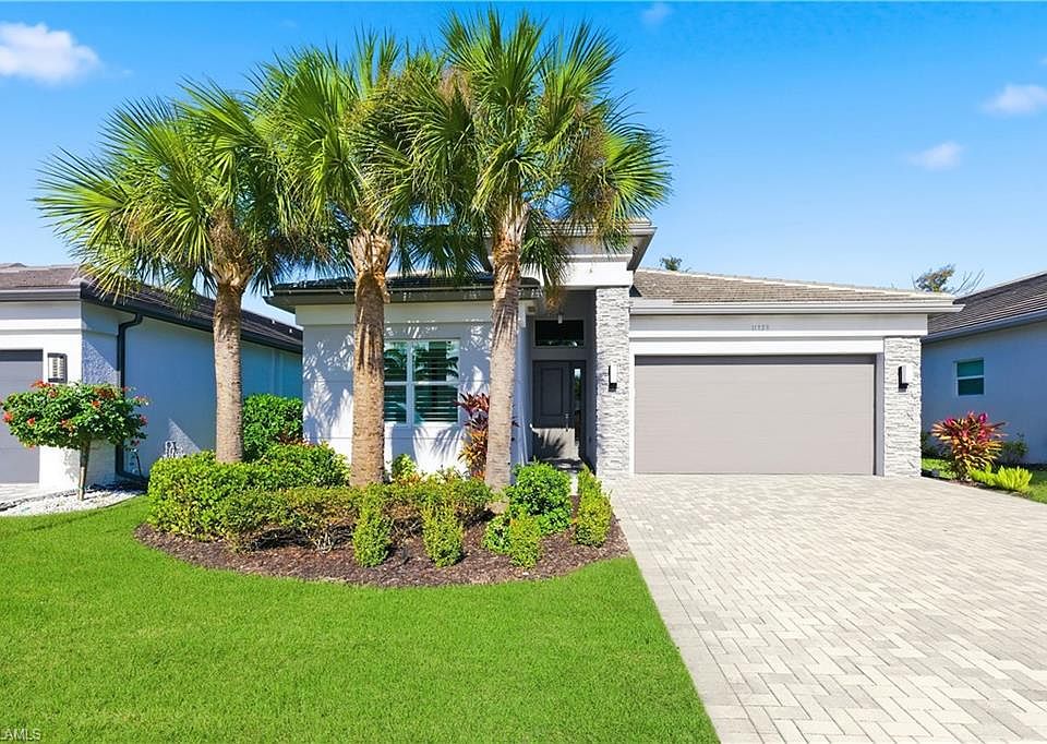1st image of 11323 Jacaranda DR