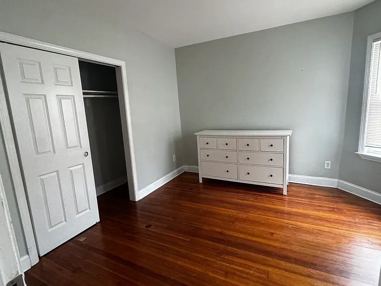 72 Kingsdale St #1 — Photo 3