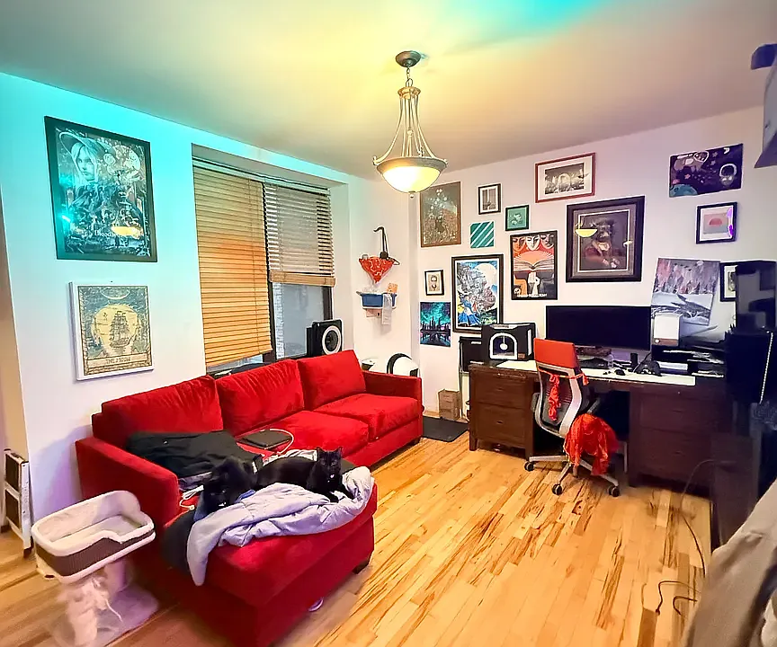112 W 72nd St #7D