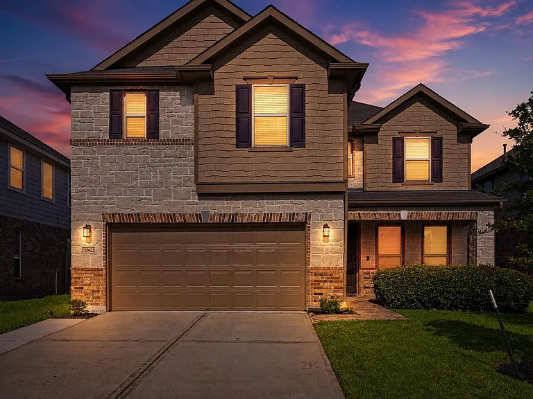 20623 Pioneer Oak Ln — Photo 1