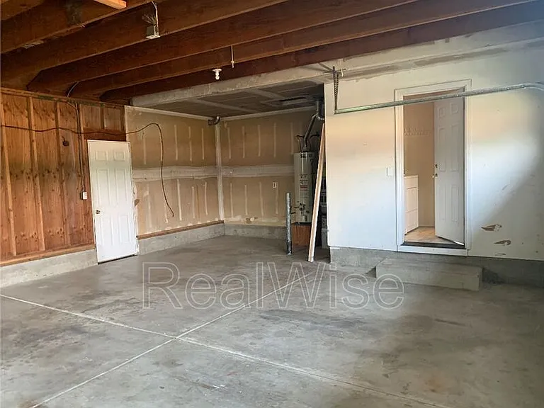 210 Sweetbrier Dr — Photo 31