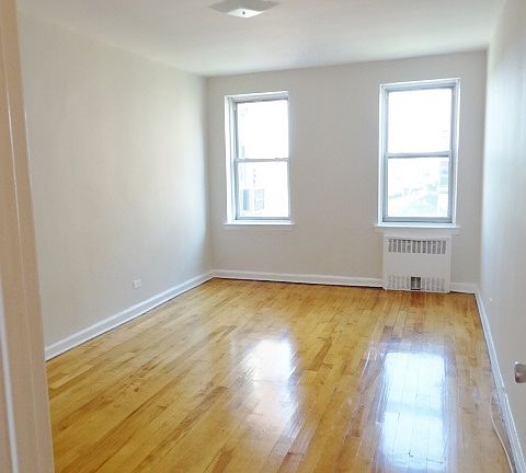 4th image of 3960 52nd St APT 6E
