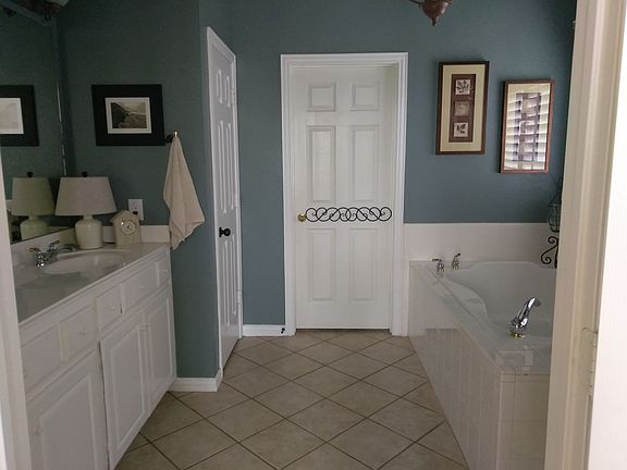 4th image of 4717 Belladonna Dr