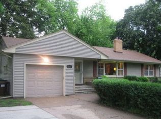 5325 France Ave N, Brooklyn Center, MN 55429