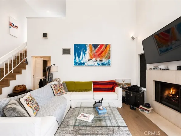 432 S Hamel Rd APT 302, Los Angeles, CA 90048